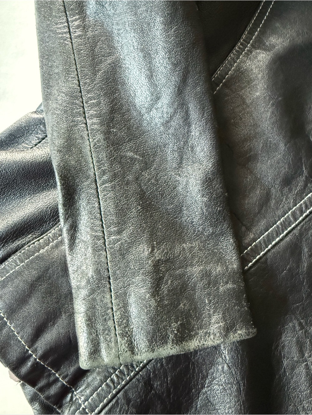 CARLO Moto Small Label EU Size 42 Jacket Black Leather White Stitching Juniors - Picture 13 of 16